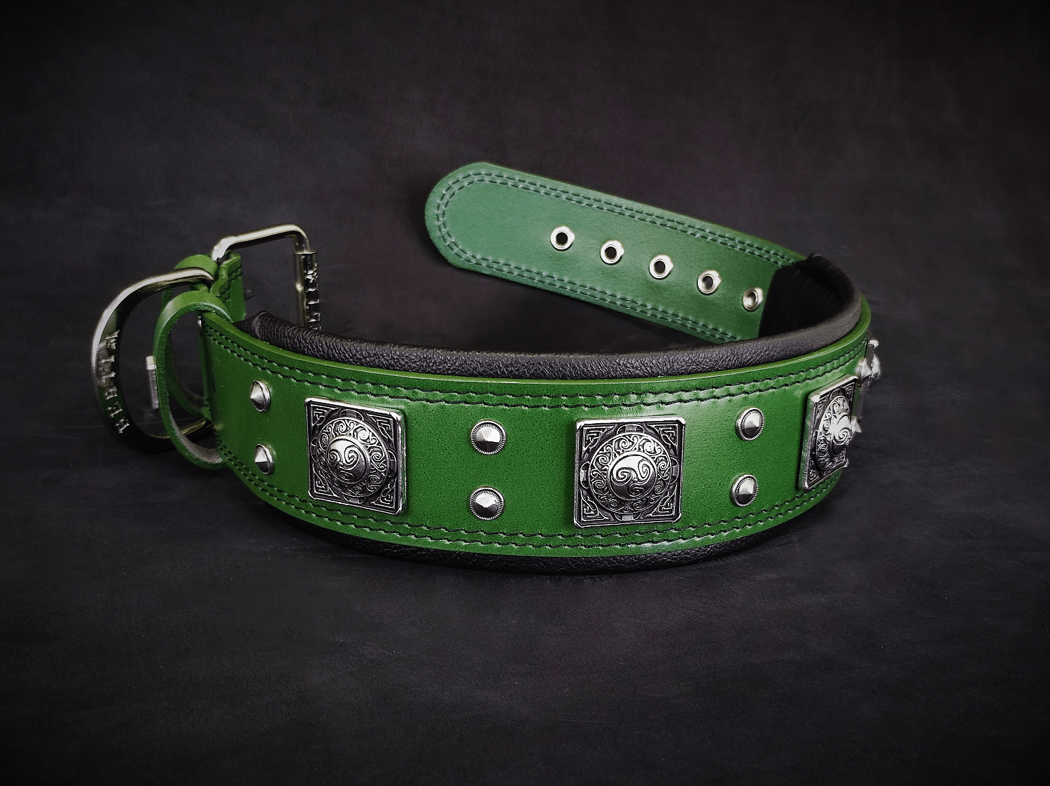 Bestia Eros Wide Leather Dog Collar – Green, 2.5 in – alternate view 4